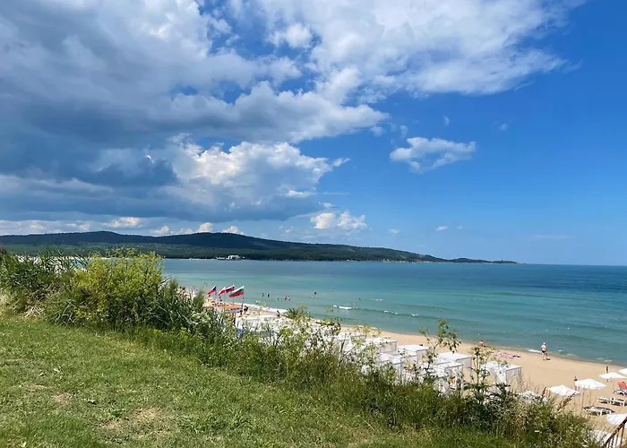 Sea View Апартаменты *